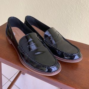 Sperry black, patent leather penny loafer